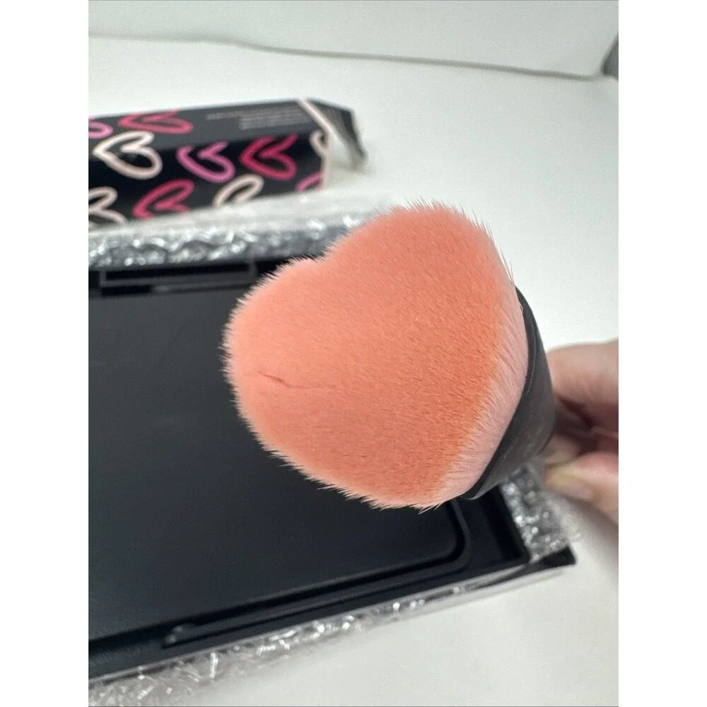 MARY KAY HEART-SHAPED FOUNDATION BRUSH 203687 + Mirror Case with Bag NEW